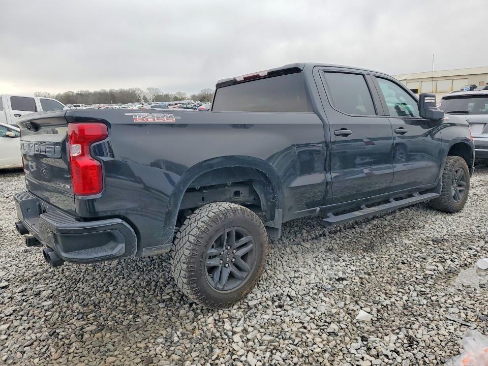 2022 Chevrolet Silverado K1500 Trail Boss Custom