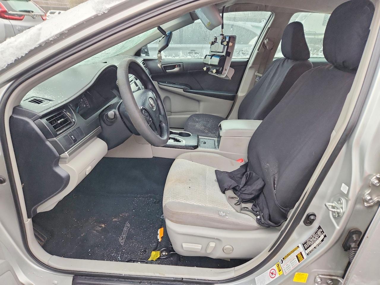 2012 Toyota Camry le
