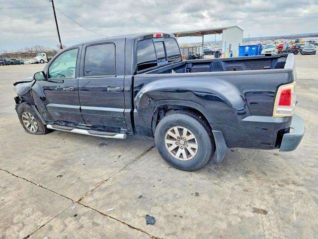 2009 Mitsubishi Raider LS