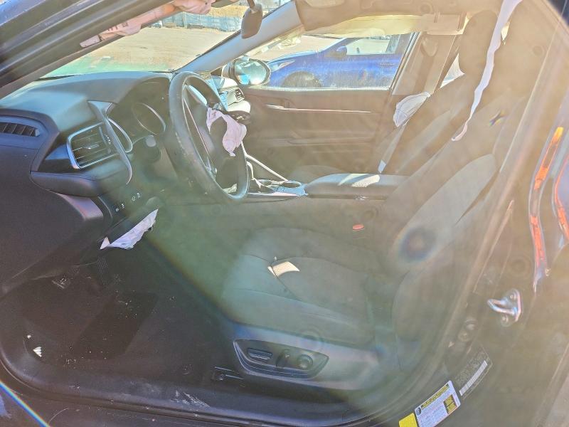 2022 Toyota Camry le