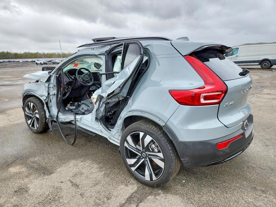 2024 Volvo Xc40 Plus