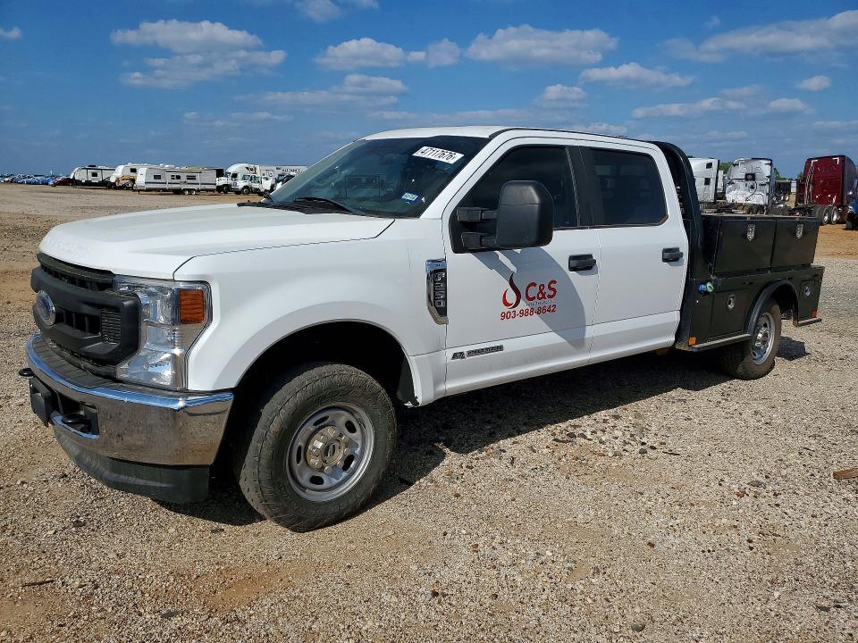 2022 Ford F250 Super Duty Flatbed Truck
