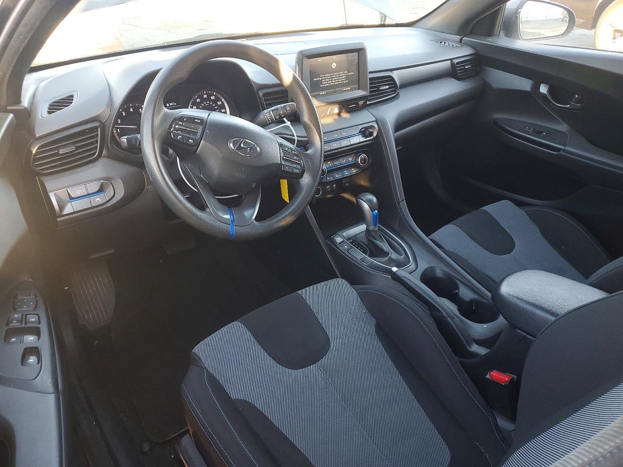 2019 Hyundai Veloster 2.0l
