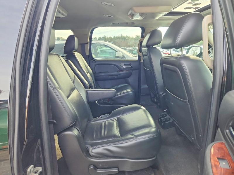 2014 Chevrolet Suburban K1500 ltz