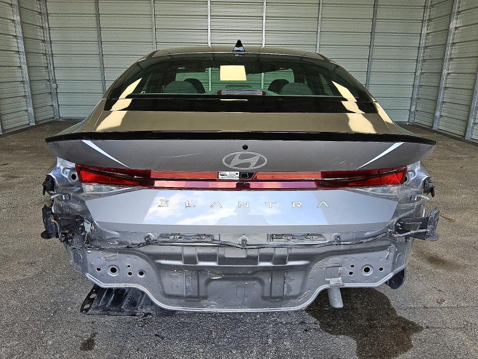 2026 Hyundai 2026 Hyun Elantra se