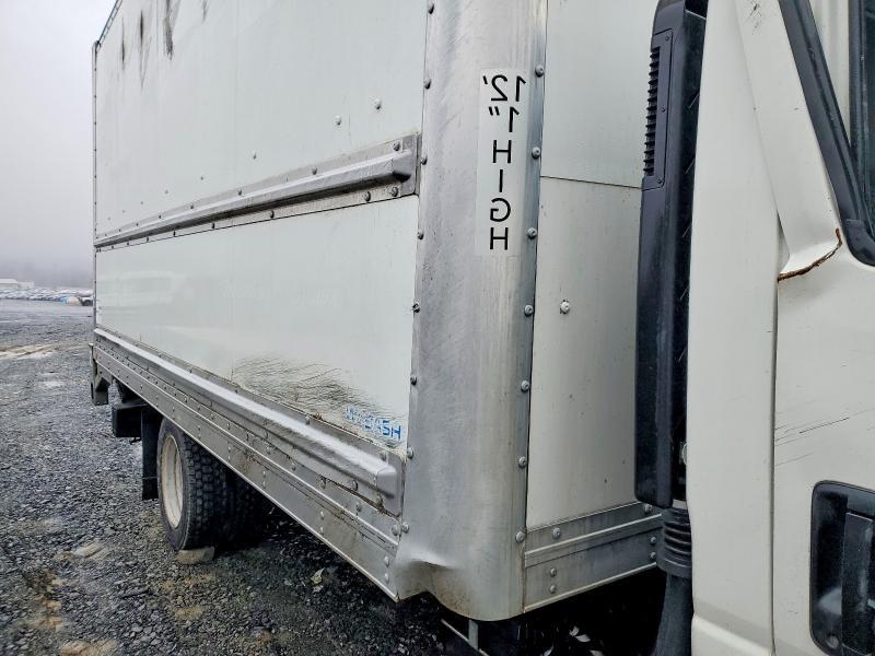 2024 Isuzu NPR HD BOX Truck