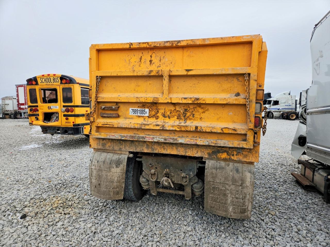 2009 International SF525 Dump Truck