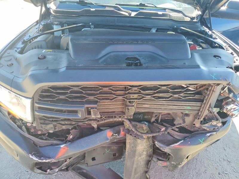 2022 Triumph 2500 Tradesman