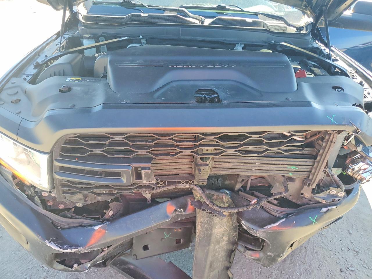 2022 Triumph 2500 Tradesman