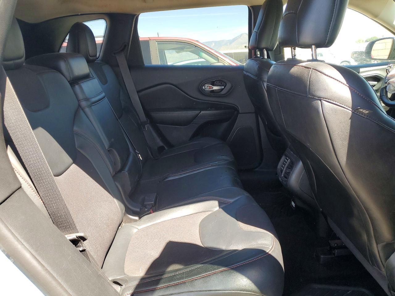 2014 Jeep Cherokee Trailhawk