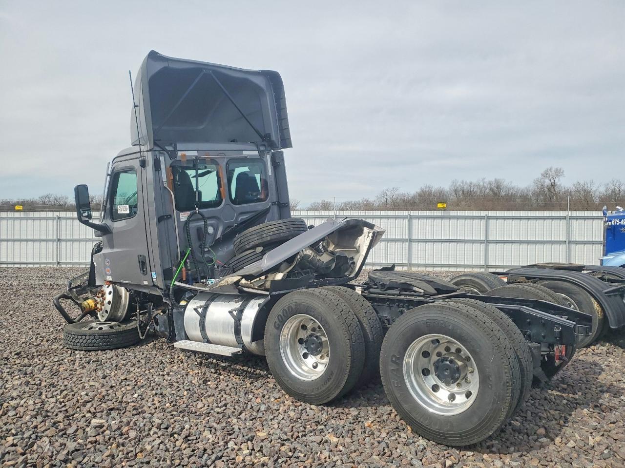 2026 Freigliner 2026 Freightliner Cascadia 126 Semi Truck