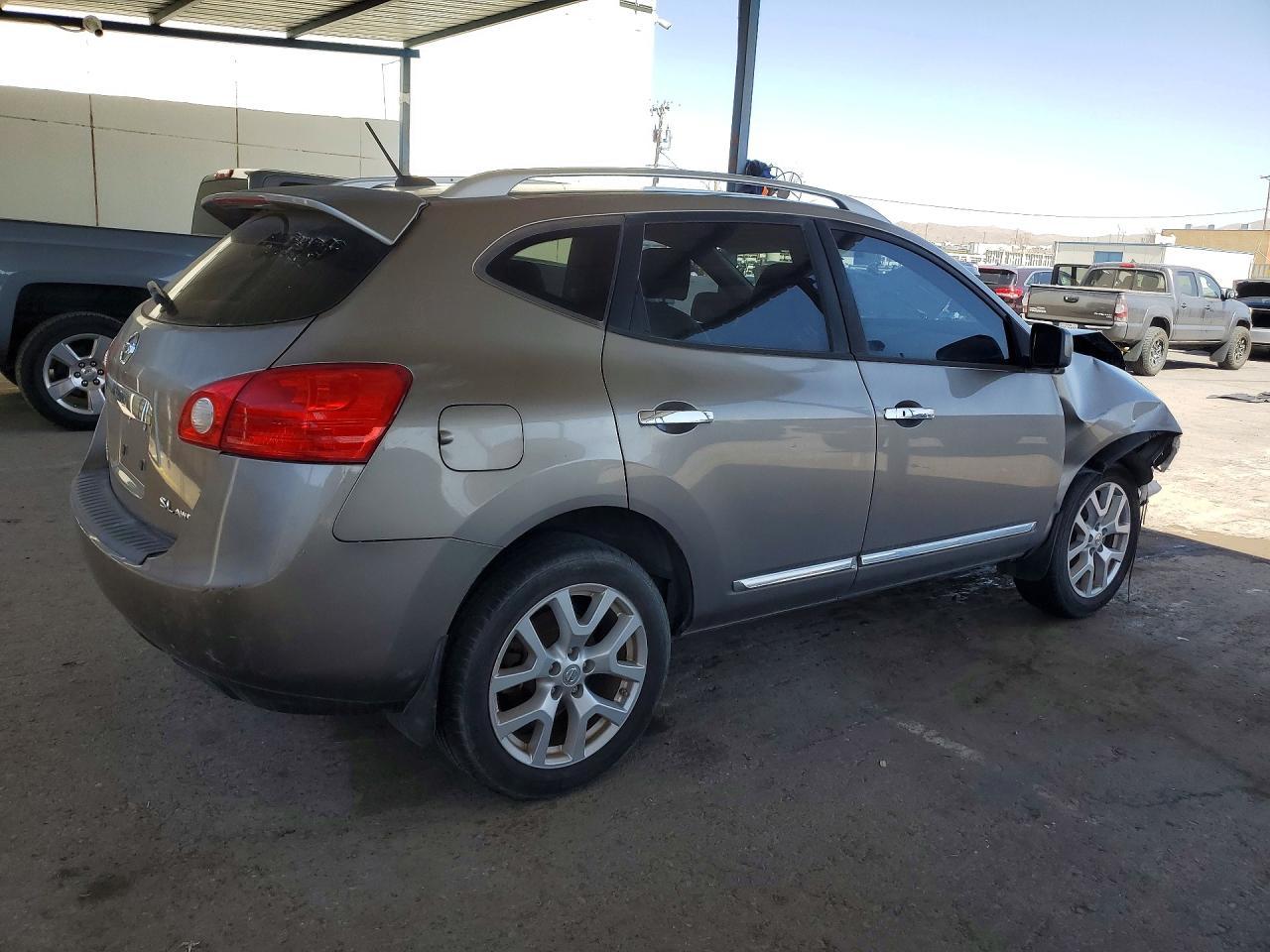 2011 Nissan Rogue s