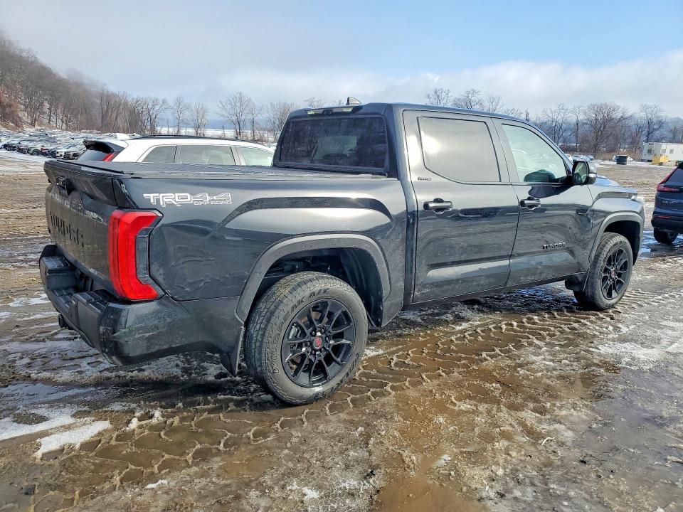 2024 Toyota Tundra Limited HV
