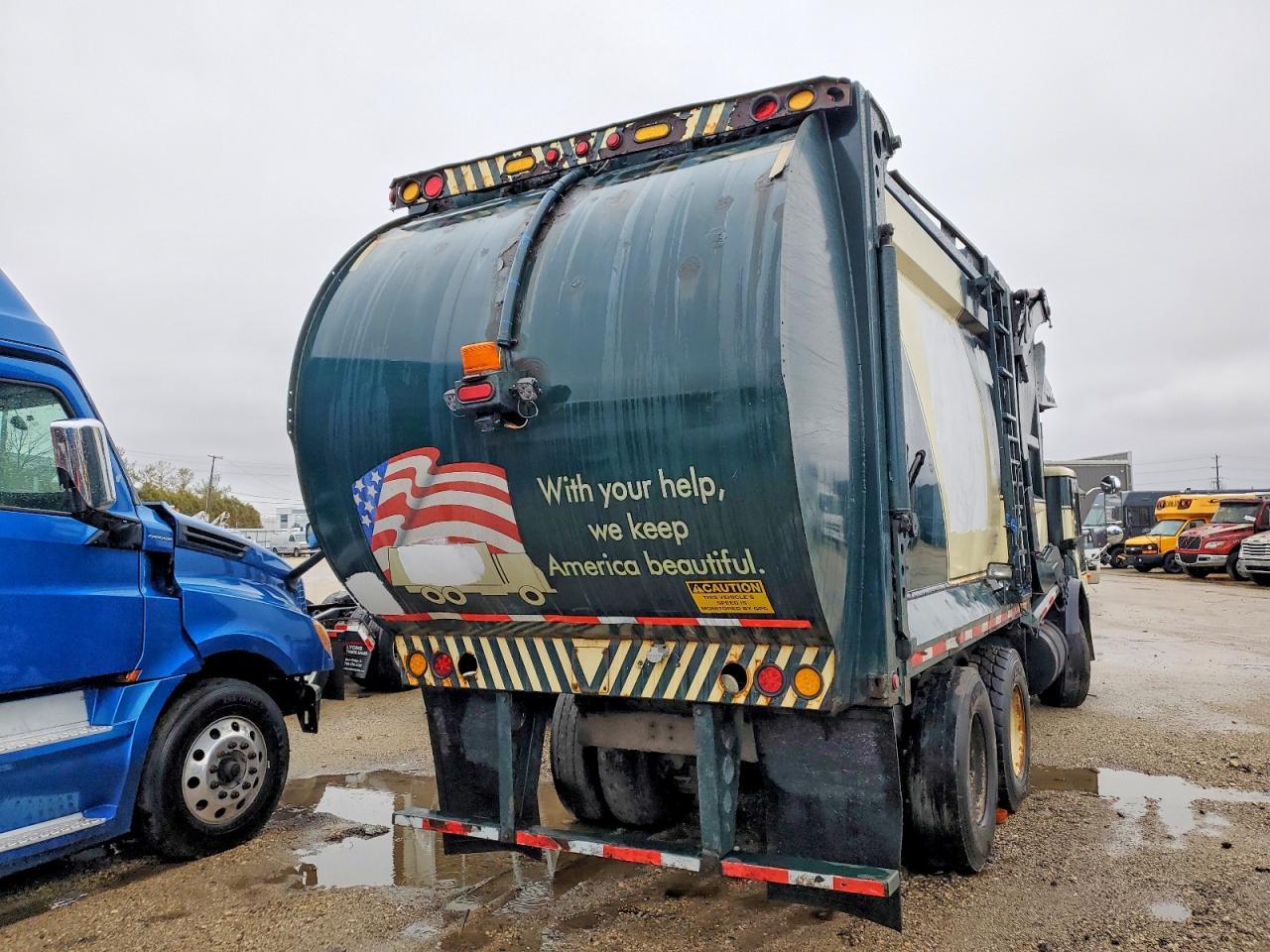 2007 Mack LE613 Refuse Truck