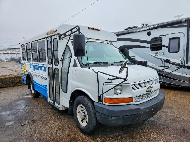 2005 Chev Express G3500