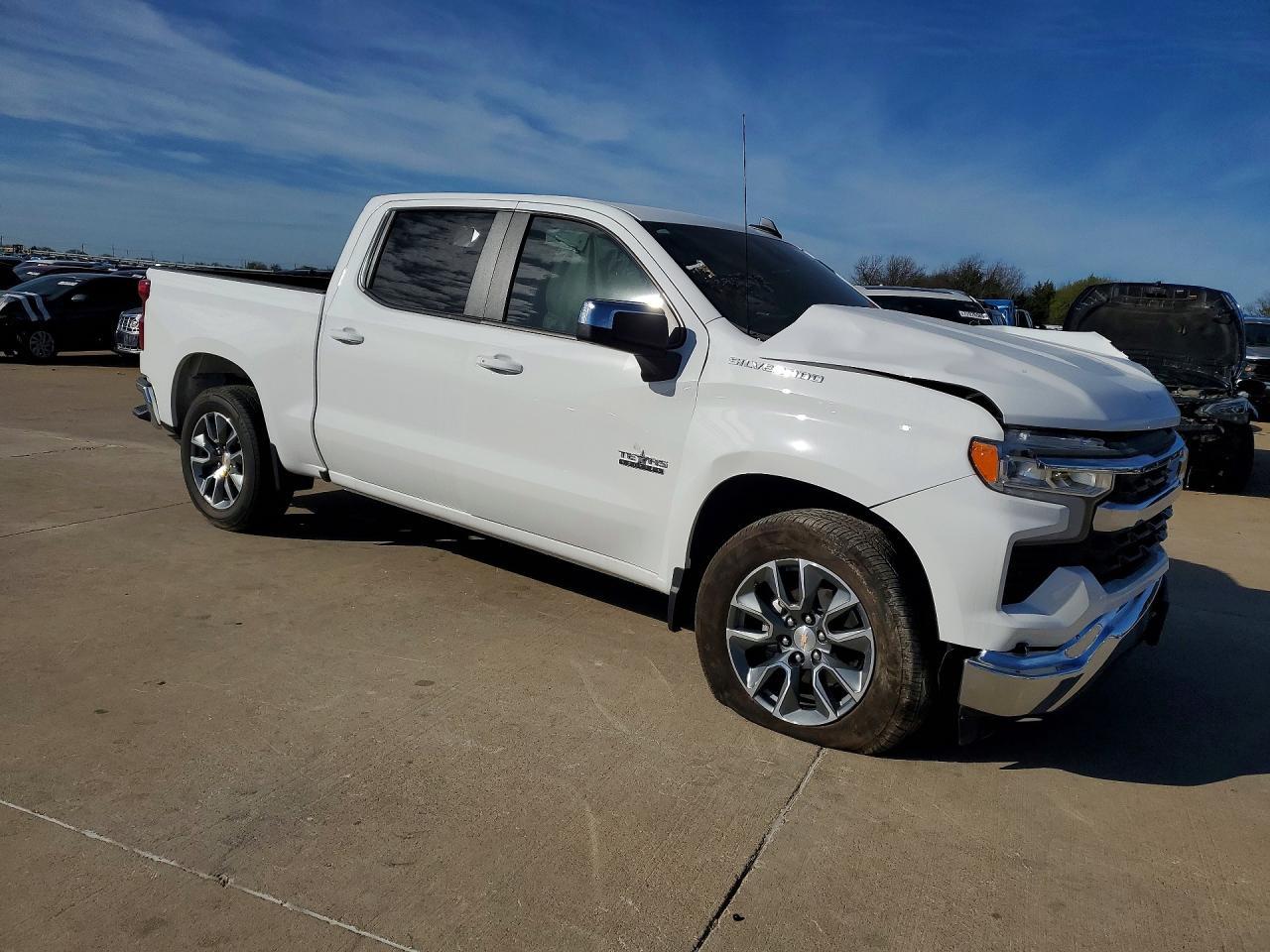 2026 Chevrolet Silverado C1500 LT