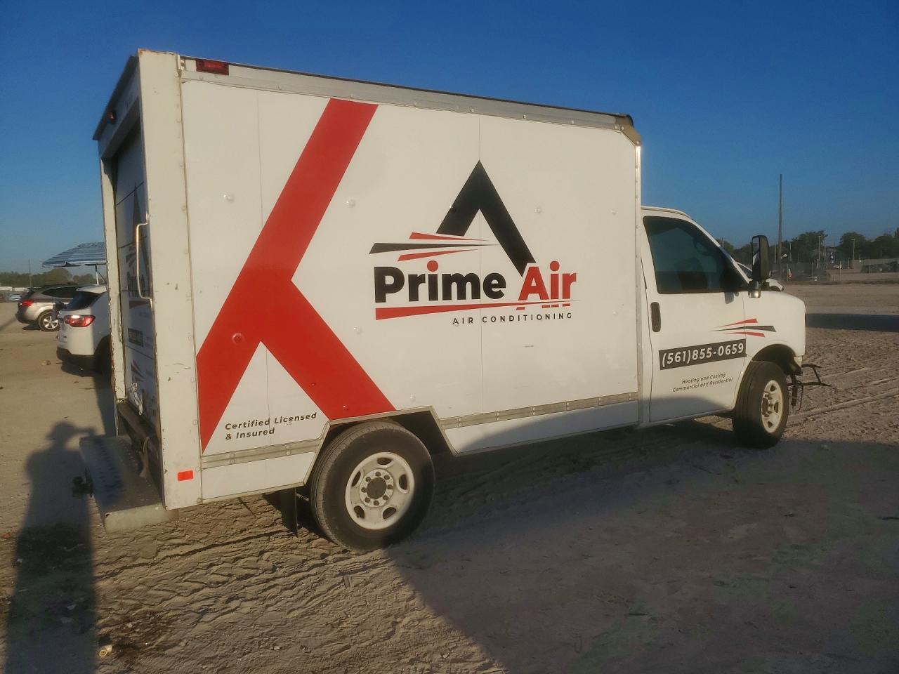 2012 GMC Savana Cutaway G3500