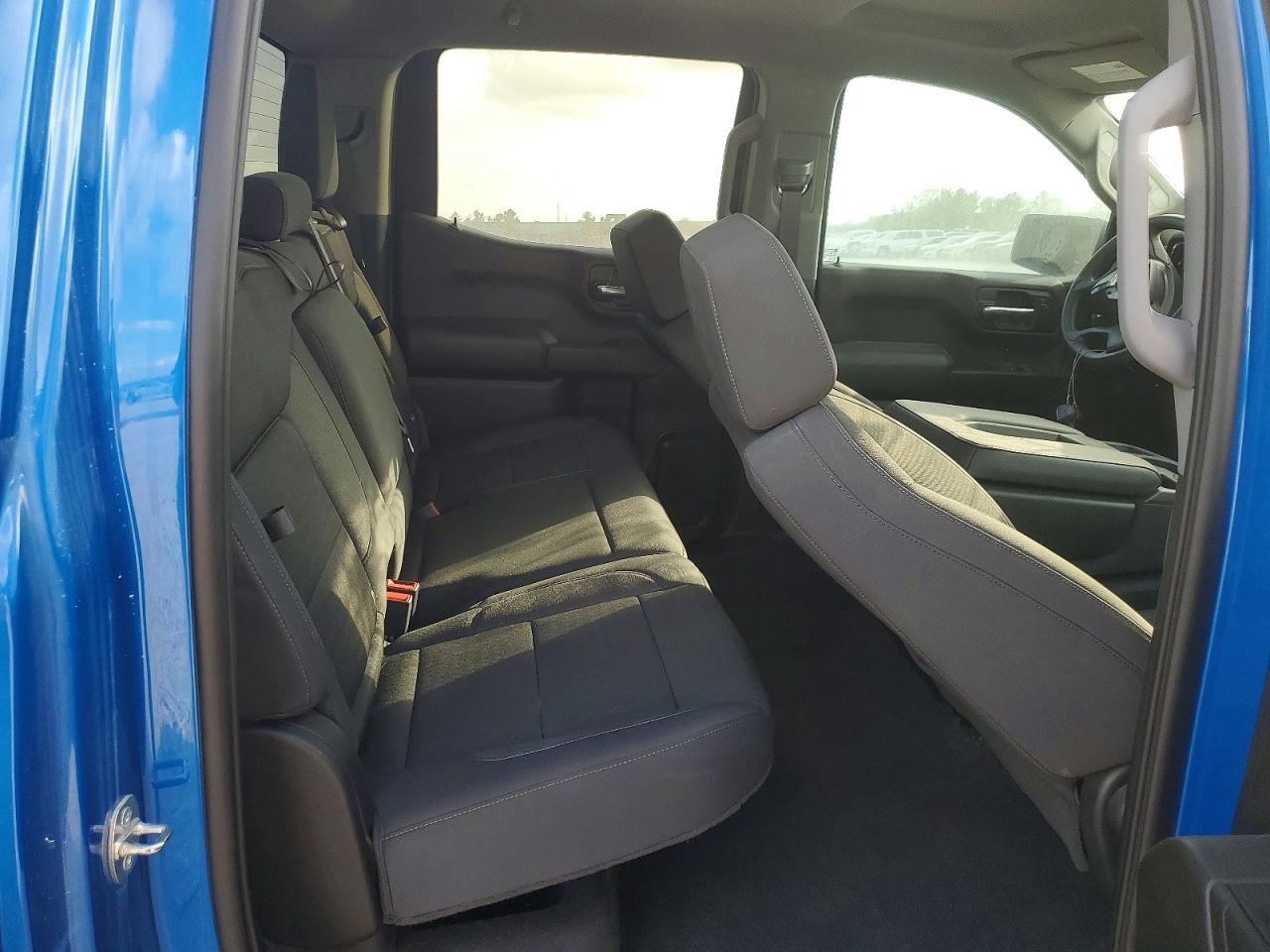 2023 Chevrolet Silverado C1500 Custom