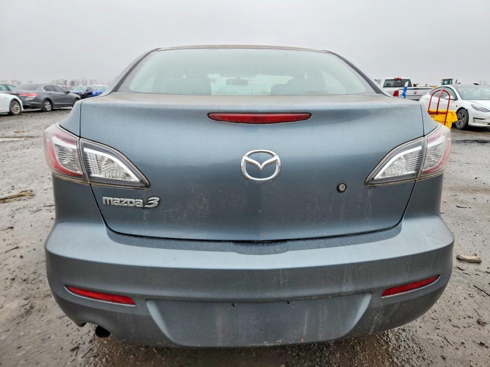 2012 Mazda 3 I