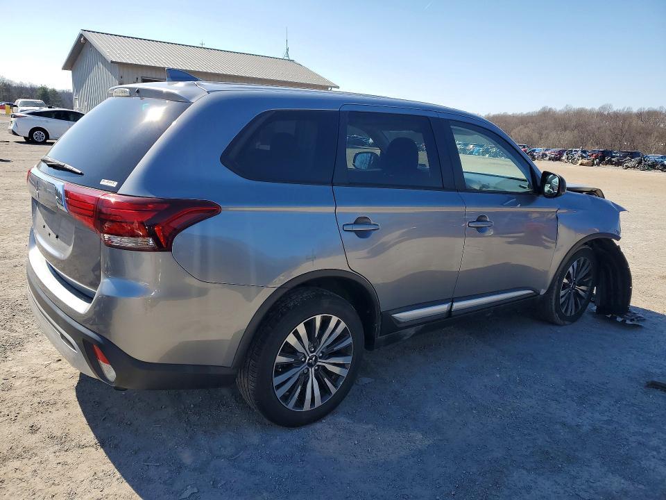 2020 Mitsubishi Outlander se