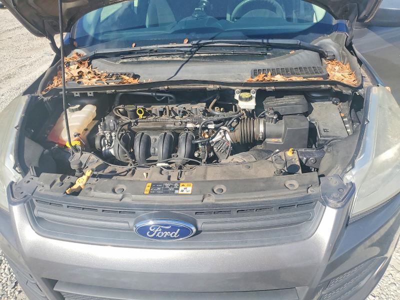 2013 Ford Escape s