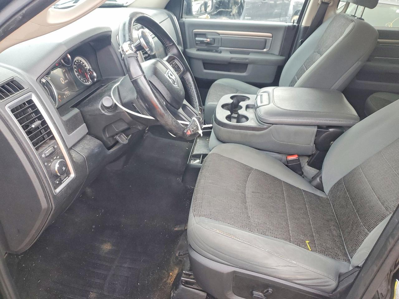 2016 Dodge RAM 1500 SLT