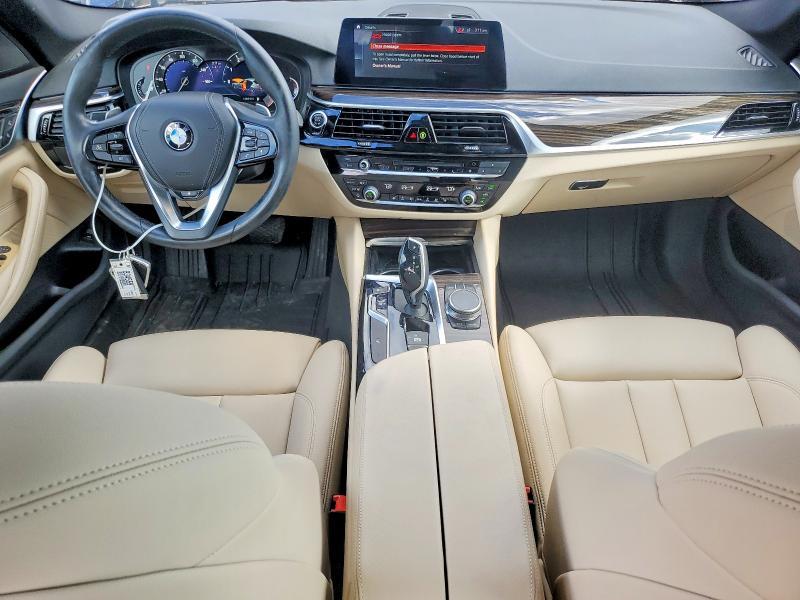 2019 BMW 530 xi