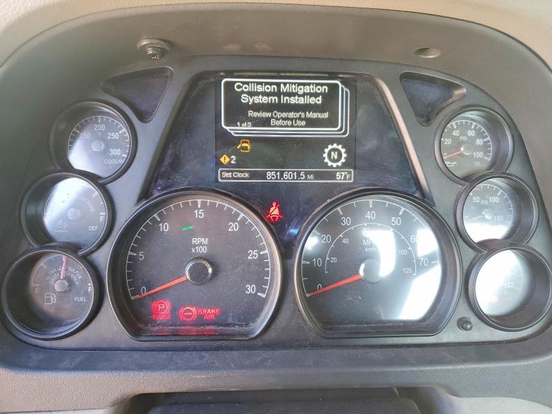 2018 Peterbilt 579 Semi Truck
