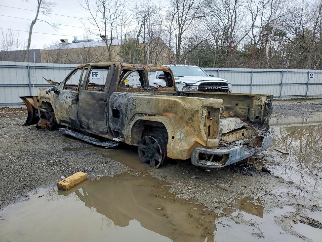 2026 GMC Sierra K2500 SLE
