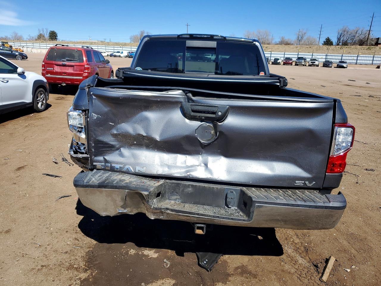 2019 Nissan Titan SV