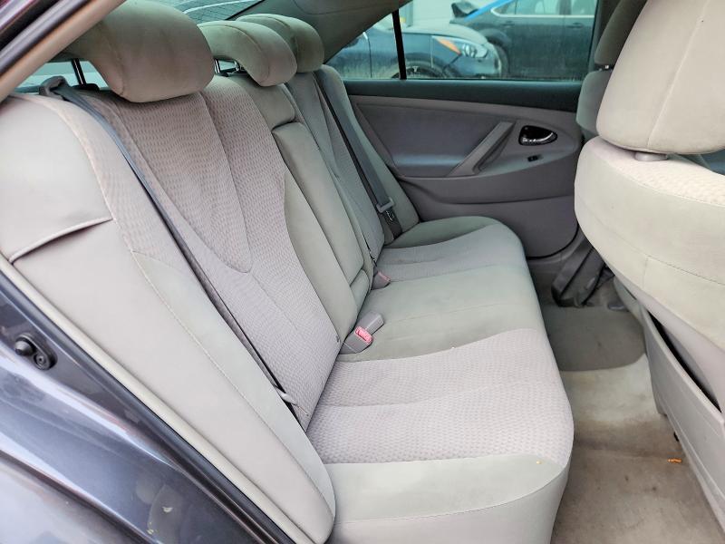 2011 Toyota Camry le