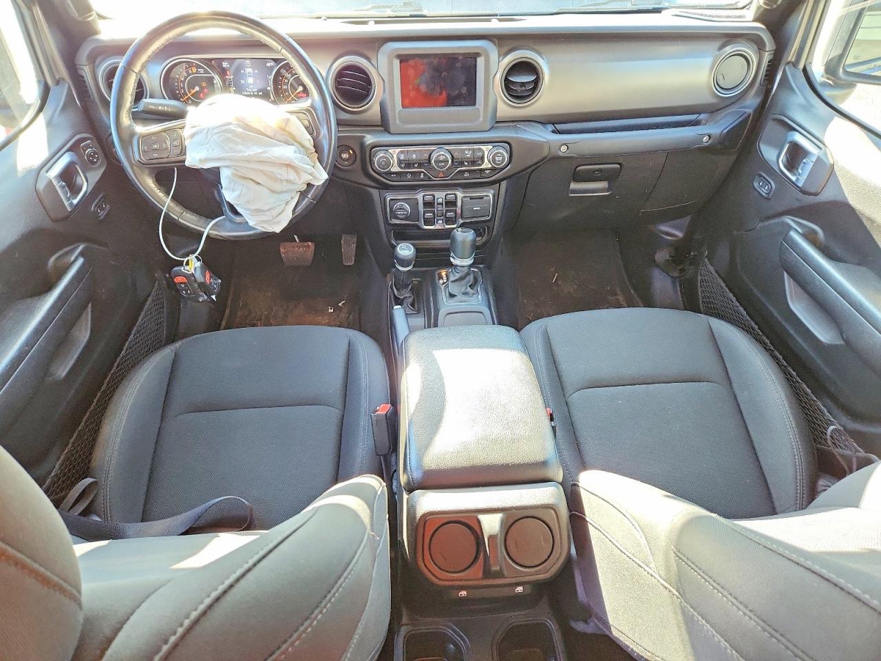 2022 Jeep Gladiator Sport