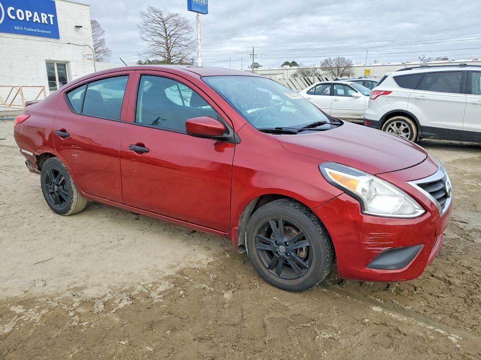 2018 Nissan Versa s
