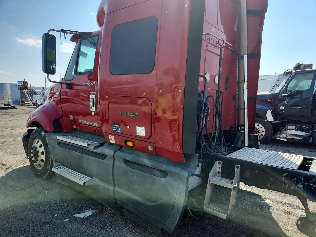 2014 International Prostar Semi Truck