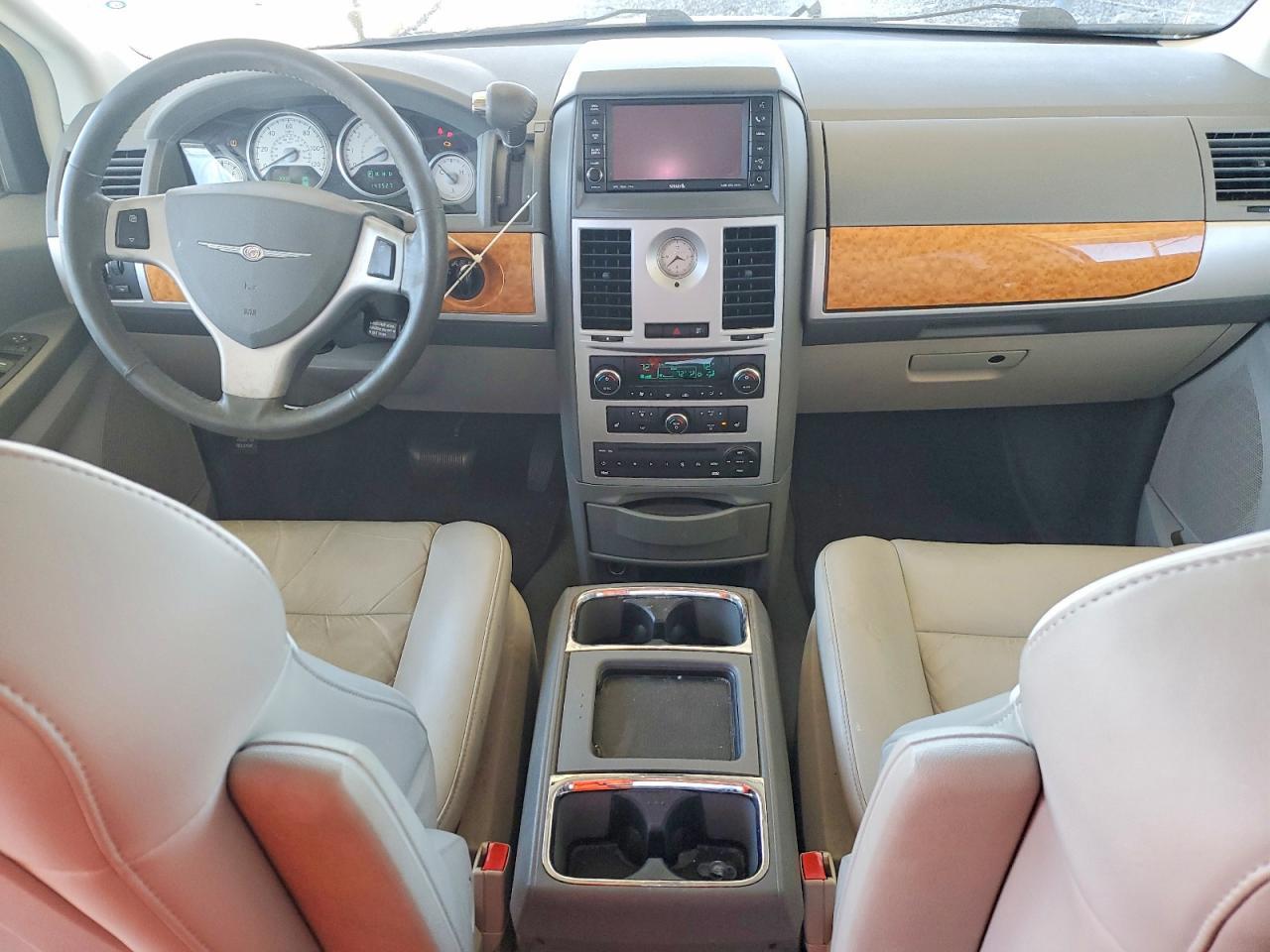 2010 Chrysler Town & Country Limited