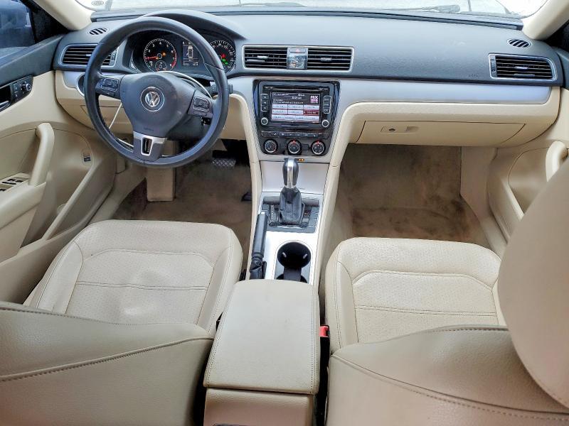 2013 Volkswagen Passat se