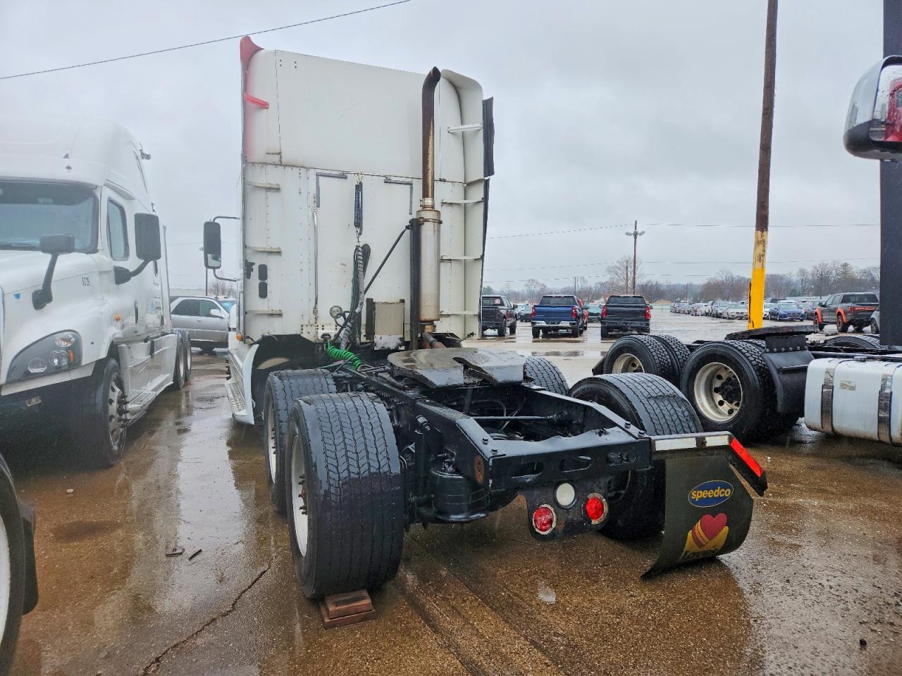 2011 Freigliner Conventional