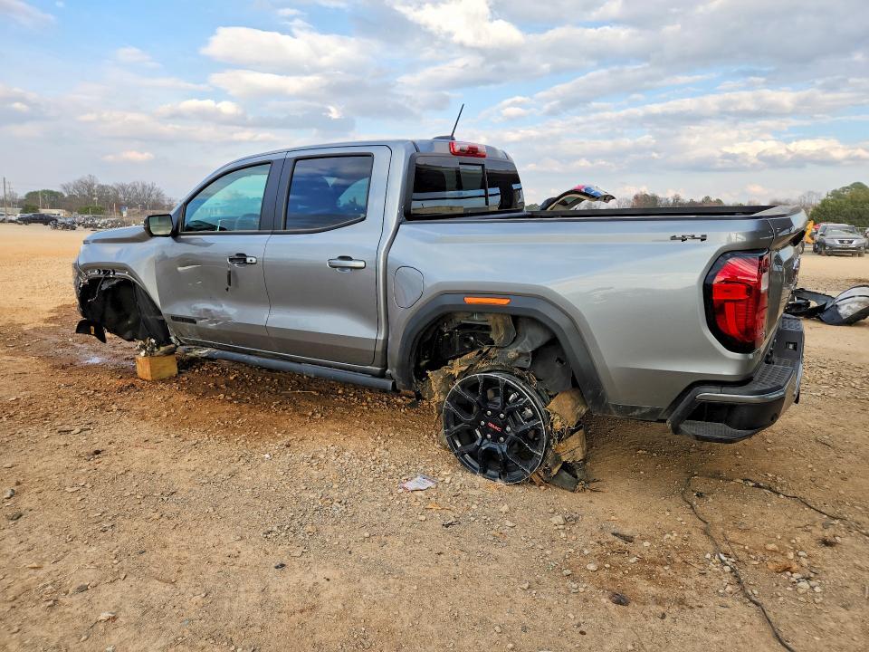 2025 GMC Canyon Elevation