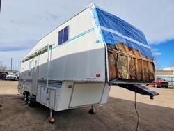 Salvage trucks for sale at Littleton, CO auction: 2000 Mallard 29 5S