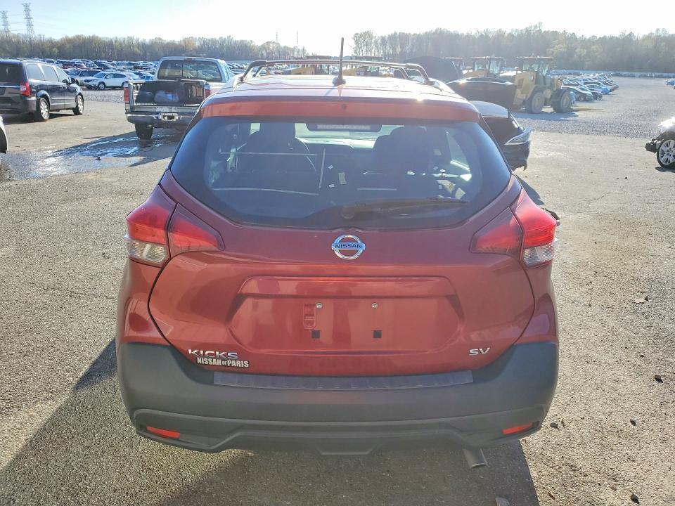 2019 Nissan Kicks sv