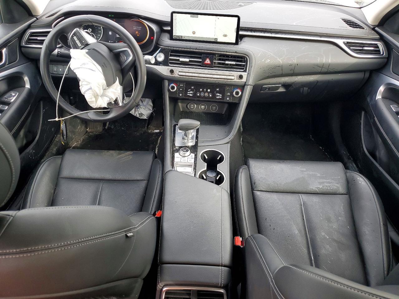 2025 Genesis G70 2.5t Standard