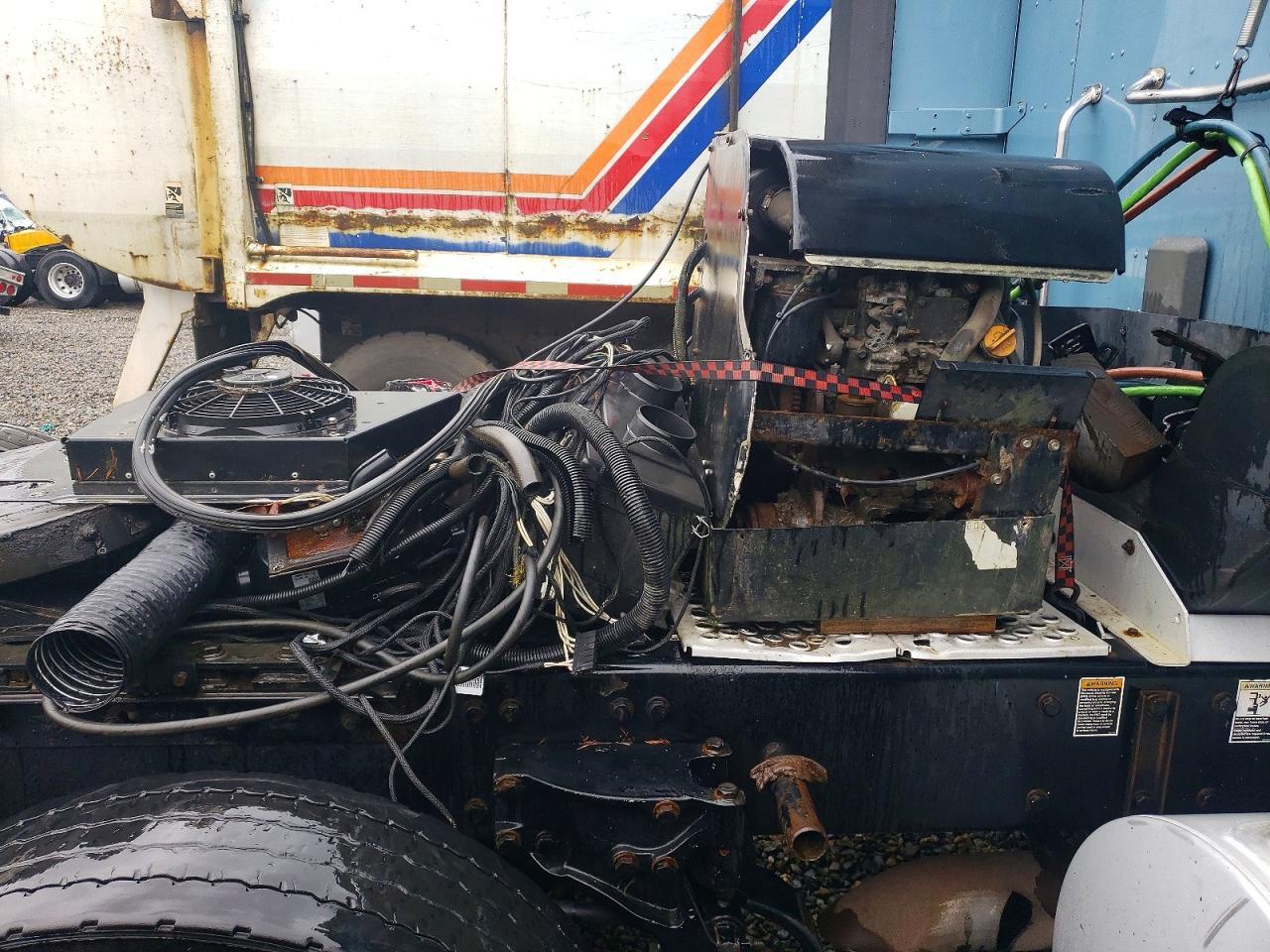 2016 Kenworth Construction T680