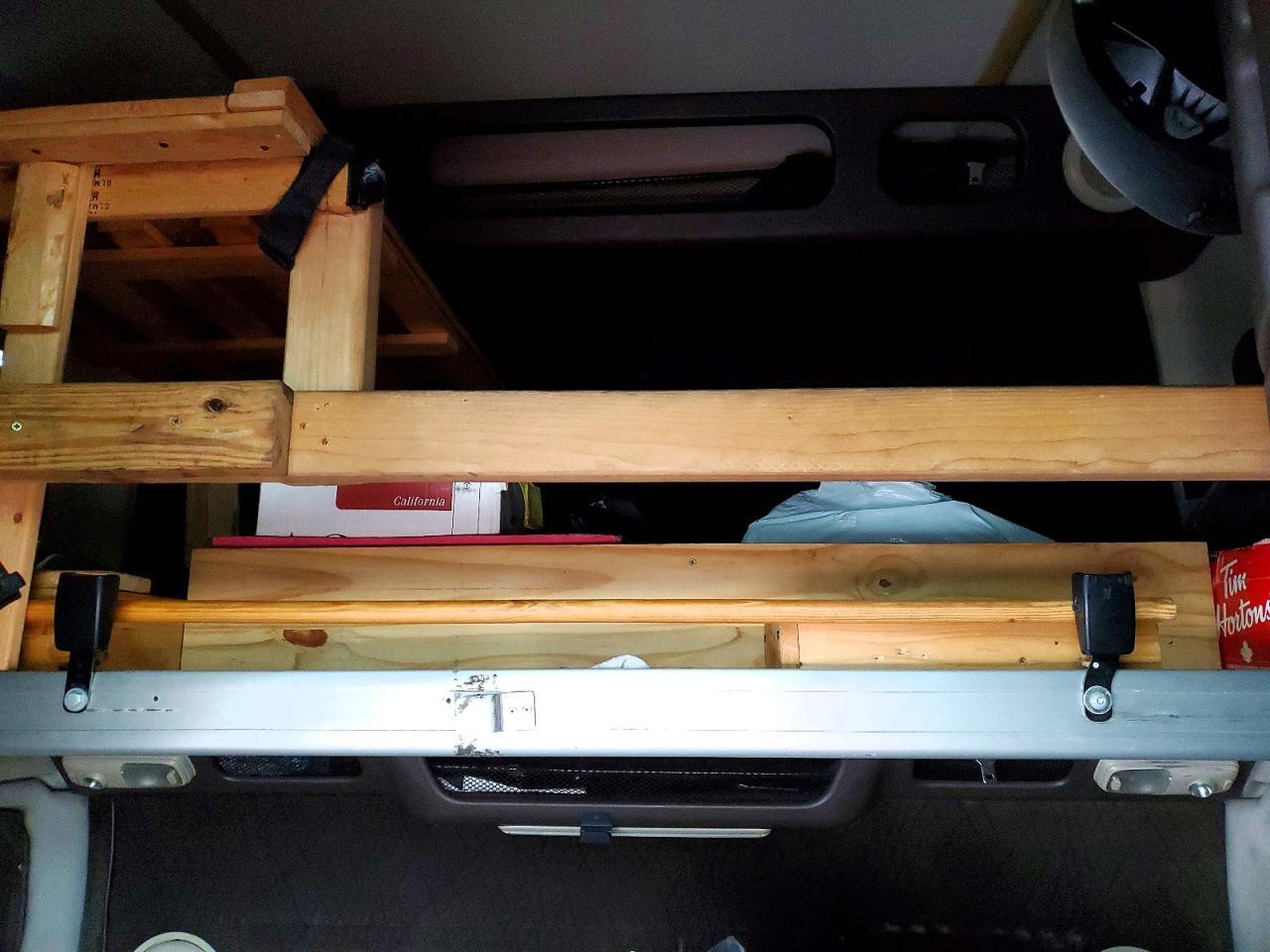 2013 Volv O VNL Semi Truck