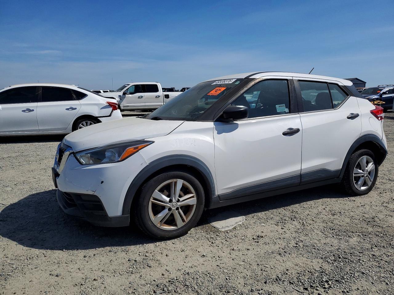 2020 Nissan Kicks s
