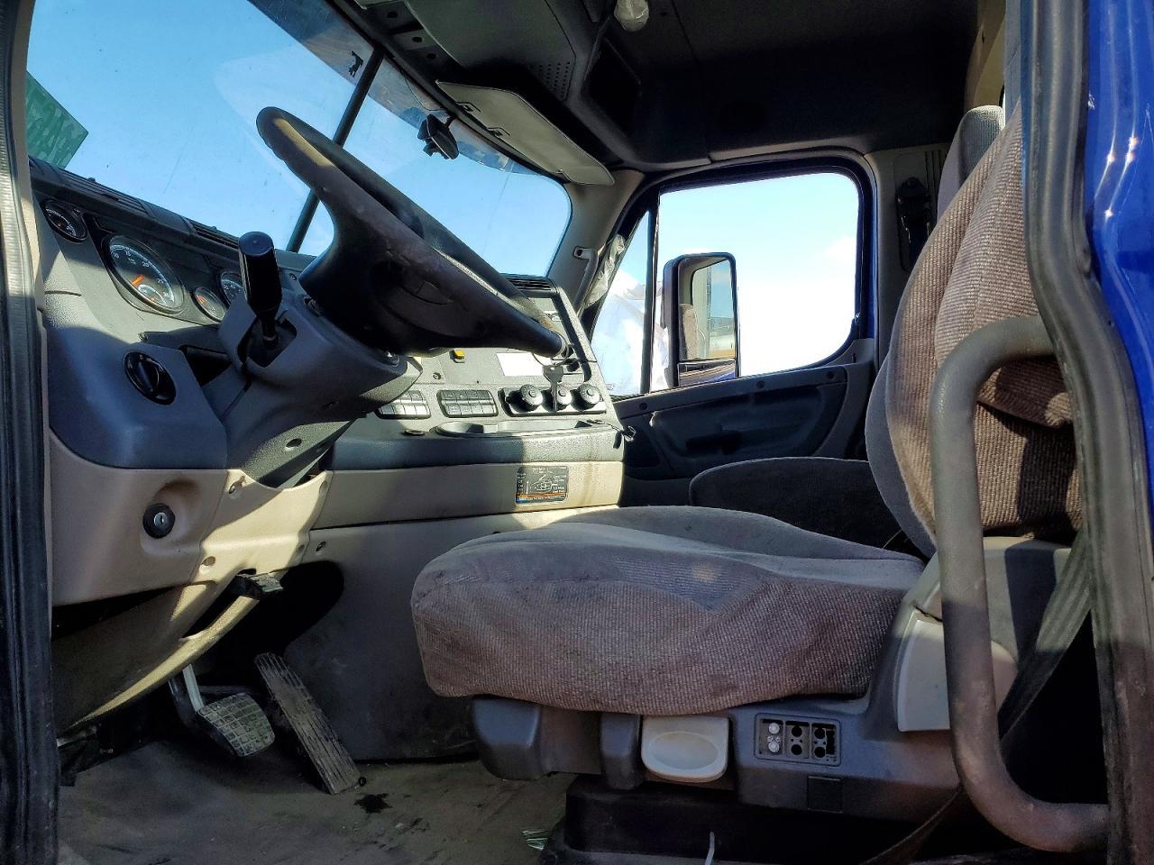 2017 Freigliner 2017 Freightliner Cascadia 125 Semi Truck