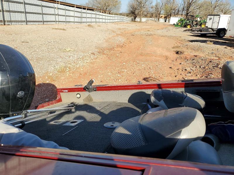 2014 Tracker Tracker