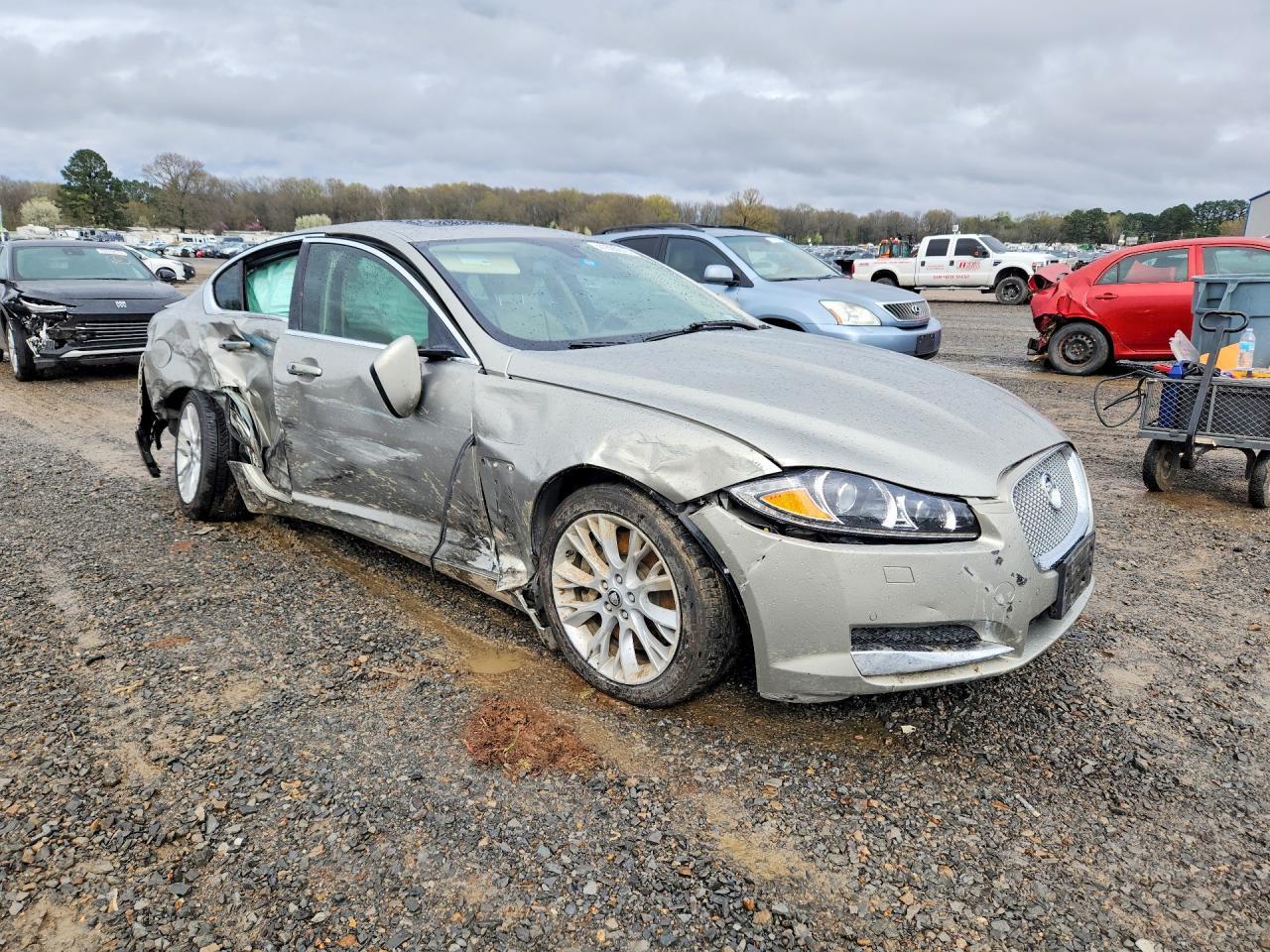 2013 Jaguar XF