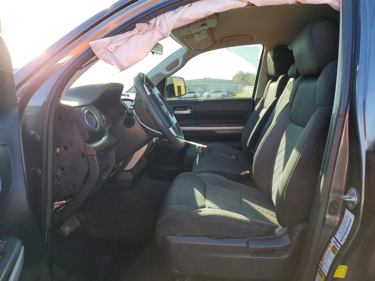 2014 Toyota Tundra SR5