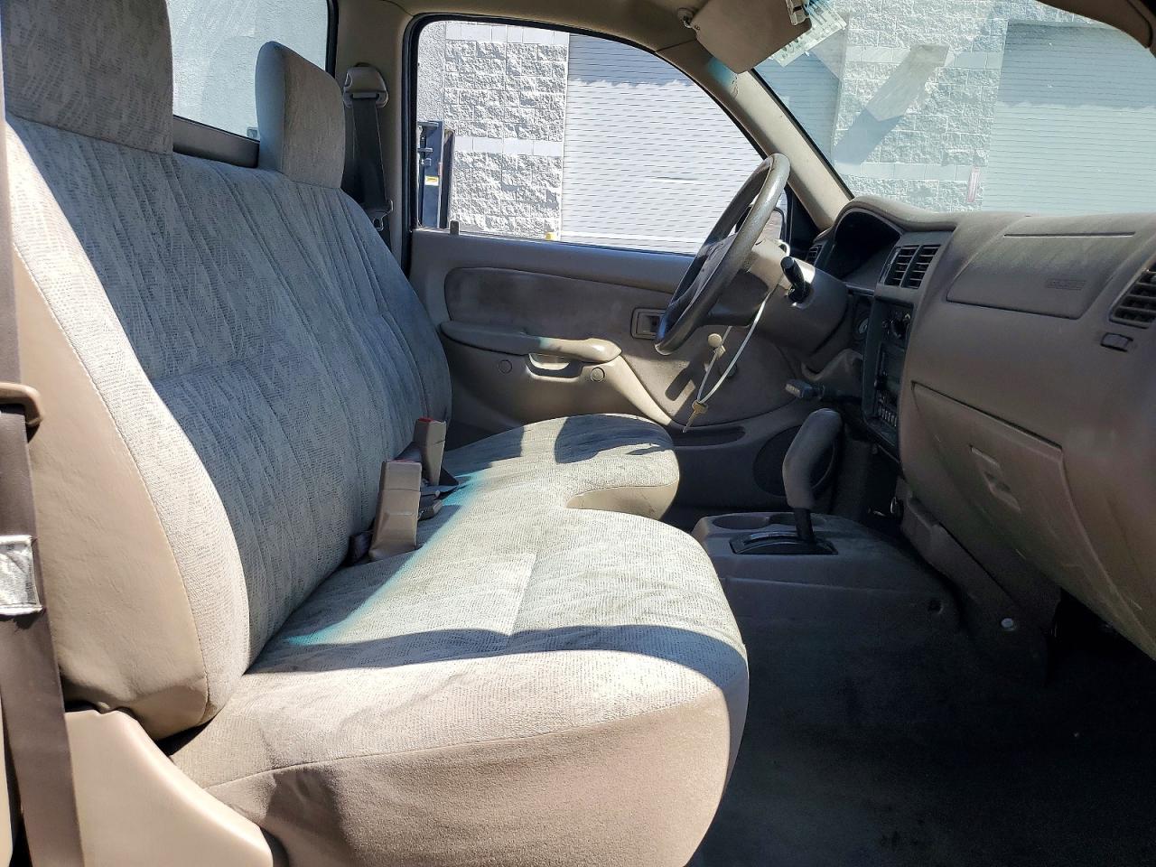 2001 Toyota Tacoma Base