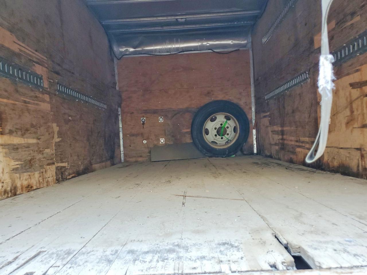 1994 Ford F700 BOX Truck